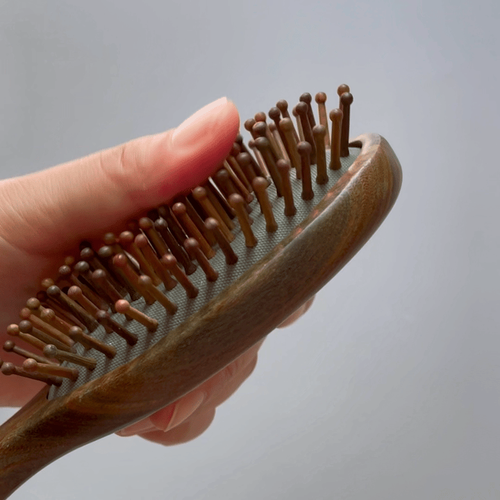 TanmuCare Sandalwood Detangling Hairbrush oval style for long hair