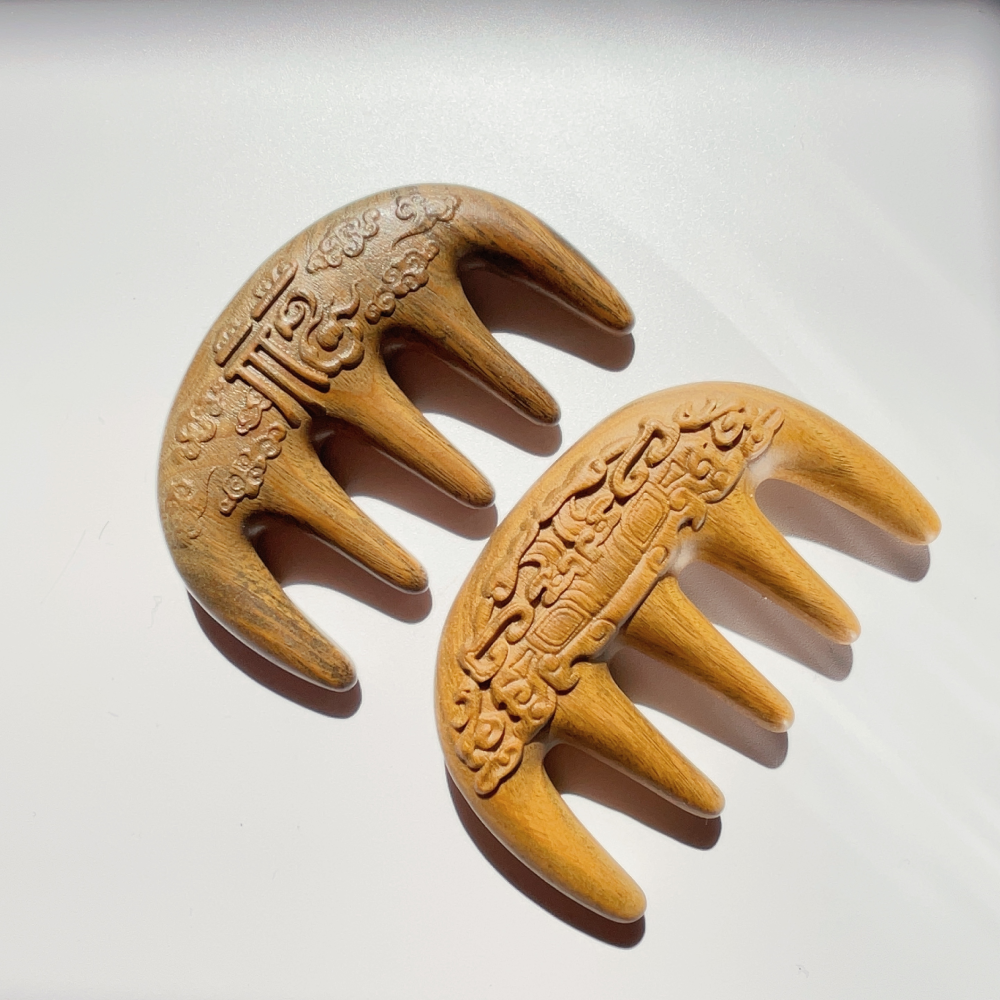 TanmuCare Sandalwood FU and Beast massager set