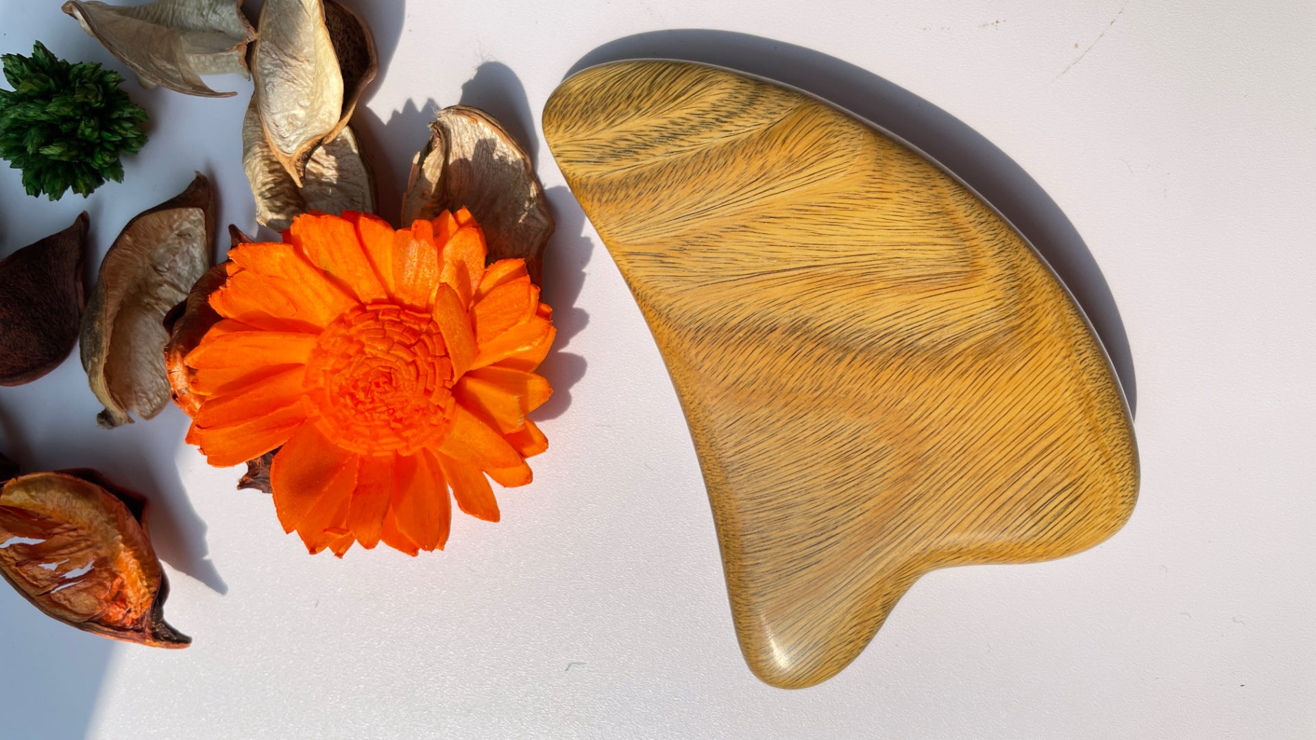 Avoid these harmful Gua Sha methods that ruin your face!