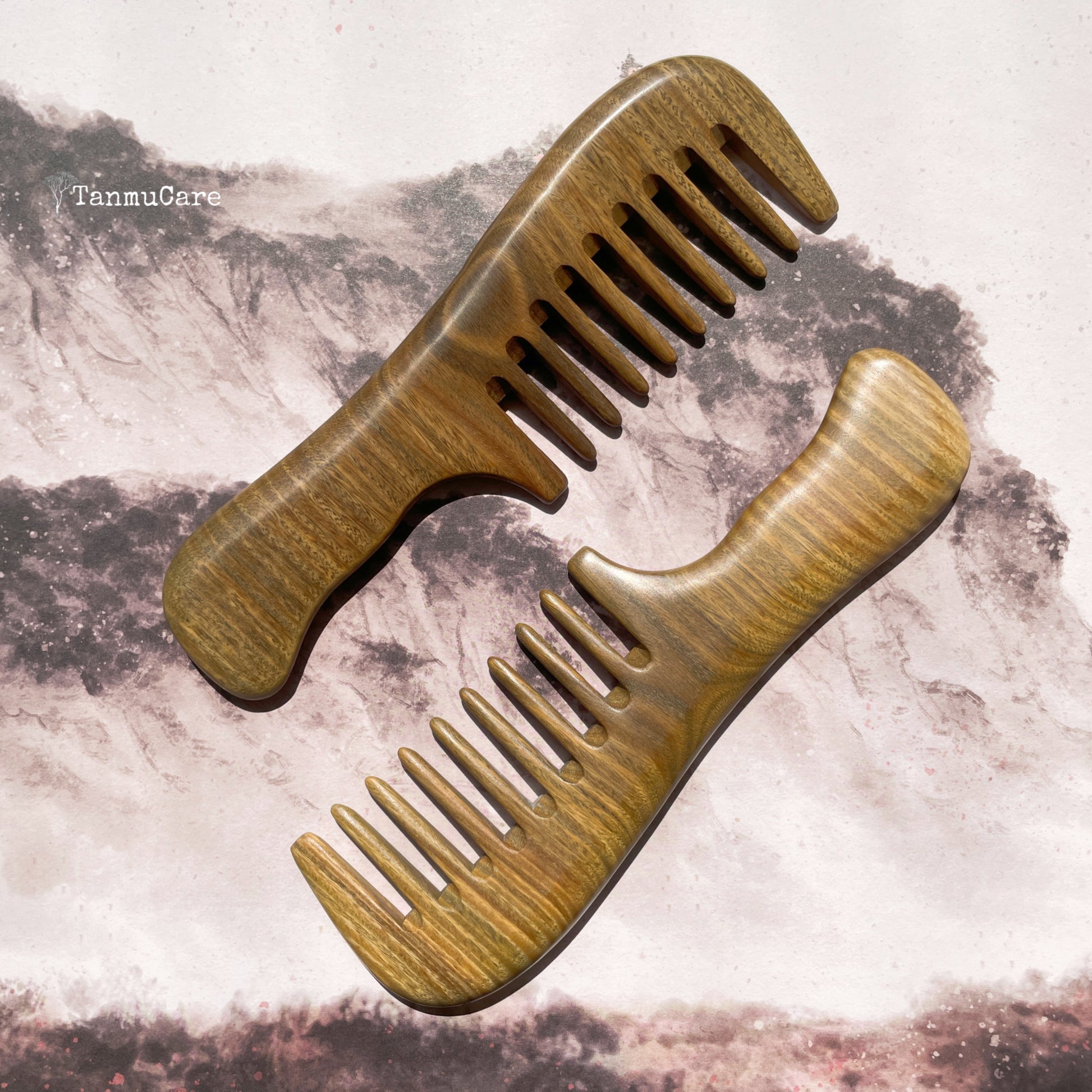 TanmuCare Wide-tooth Green Sandalwood Hair Comb (With handle) -Wavy thick long hair