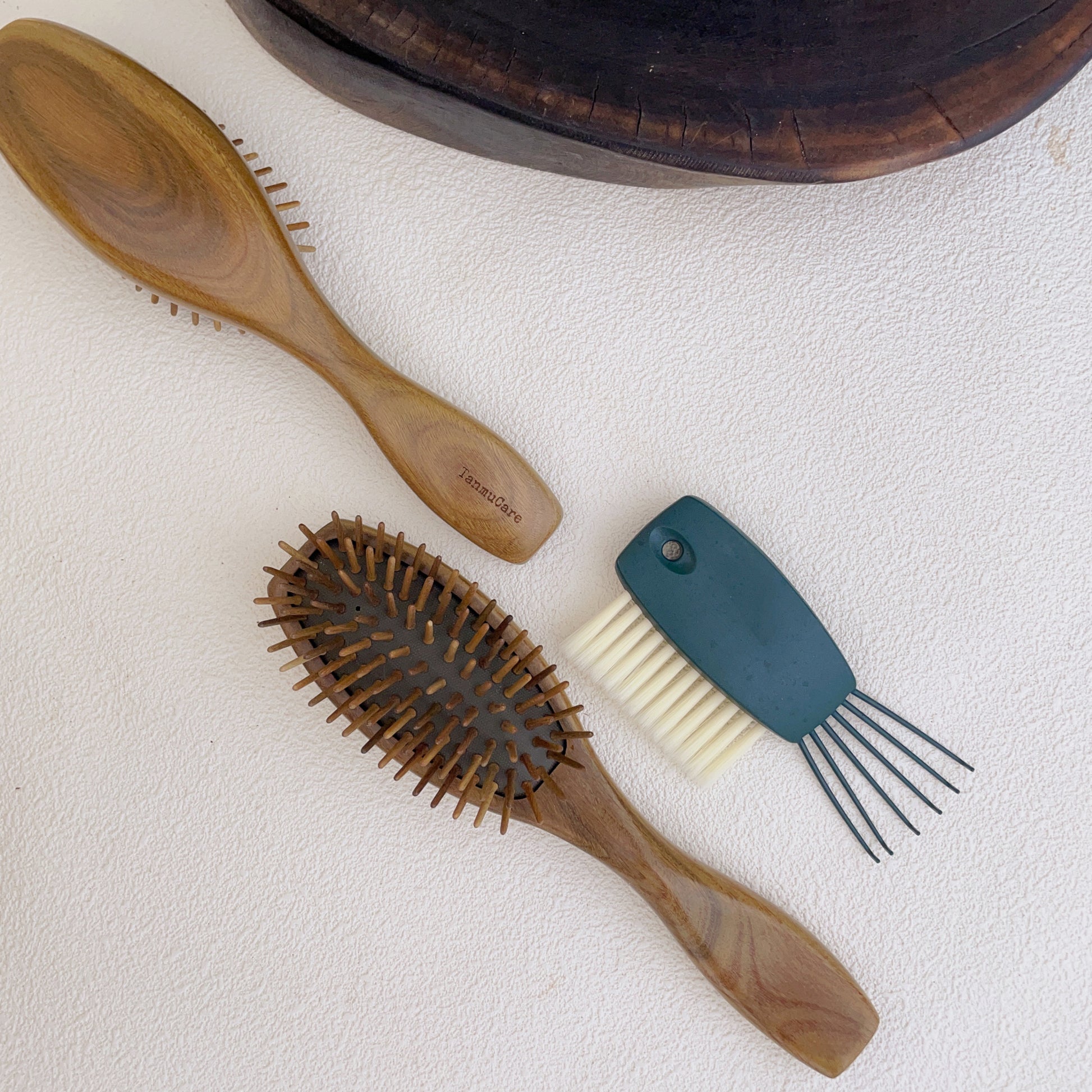 TANMUCARE SANDALWOOD DETANGLING HAIRBRUSH SHORT HAIR