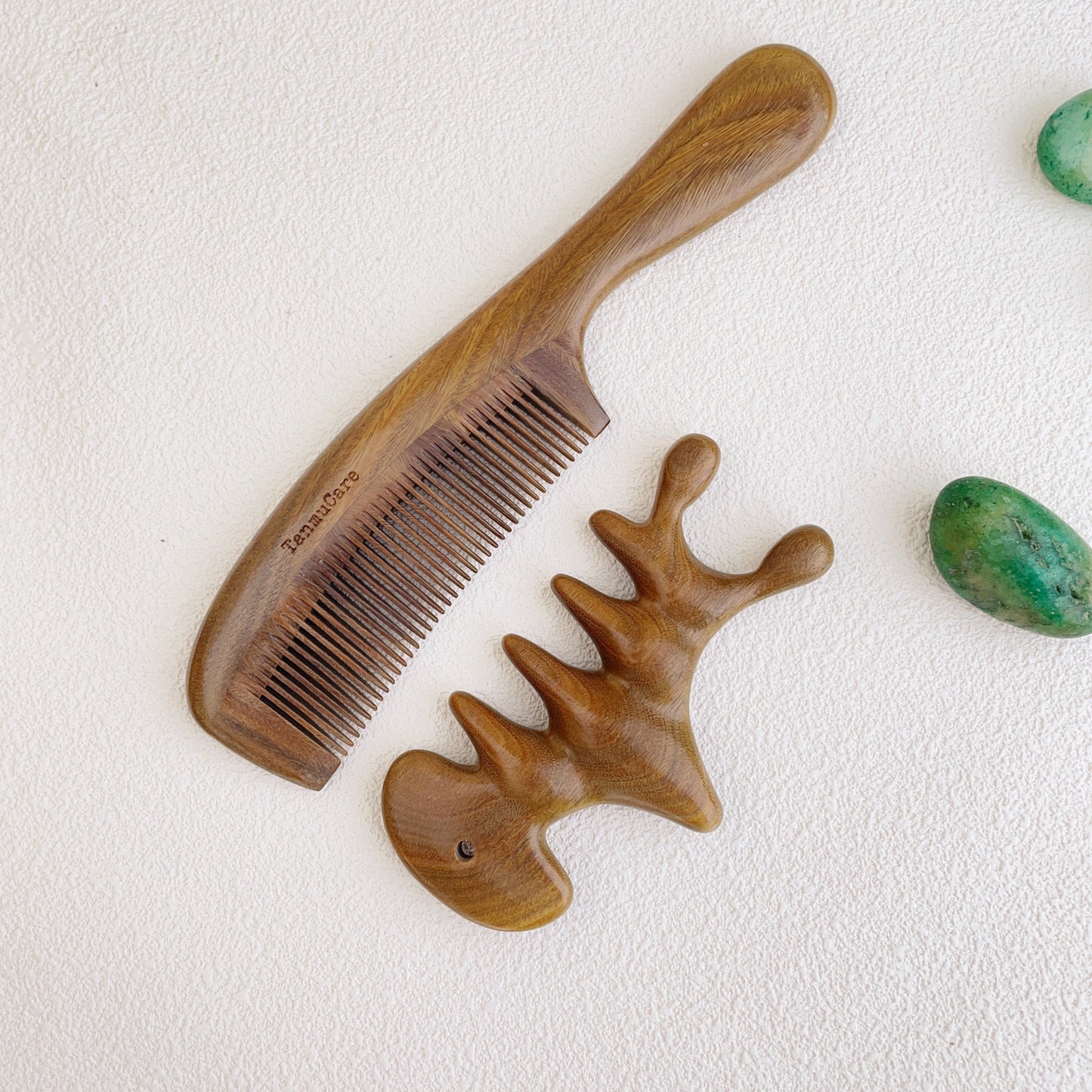 Handcrafted Green Sandalwood Hair Comb- Simple Style