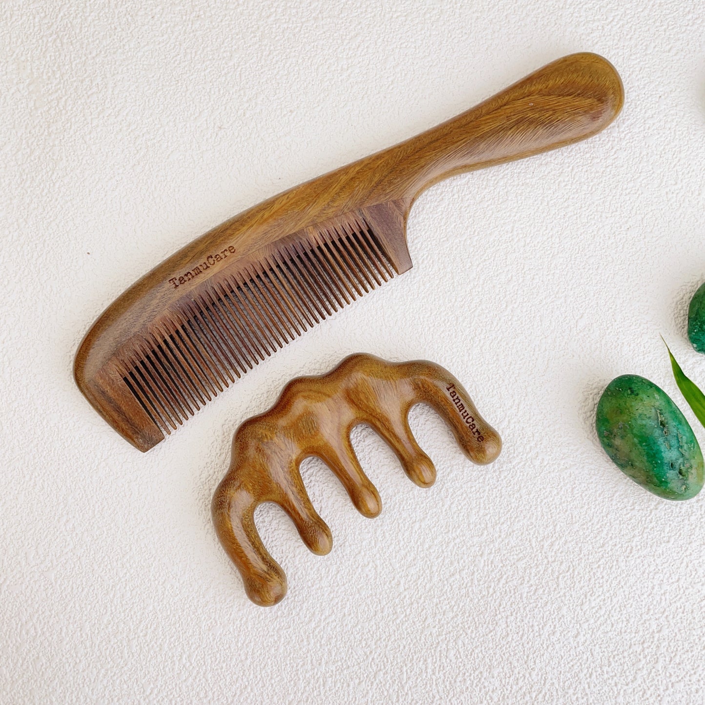 Handcrafted Green Sandalwood Hair Comb- Simple Style