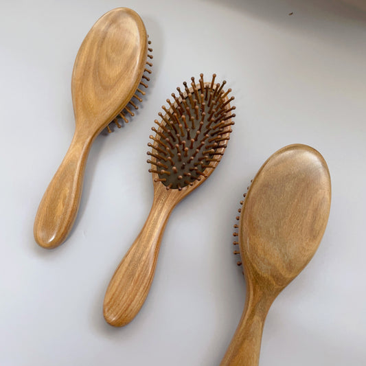  TanmuCare Sandalwood Detangling Hairbrush oval style for long hair 