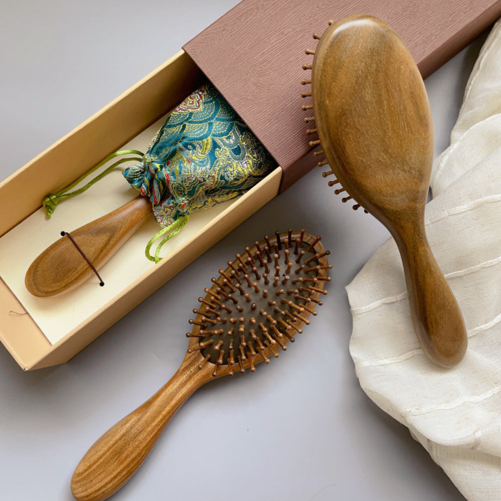  TanmuCare Sandalwood Detangling Hairbrush oval style for long hair 