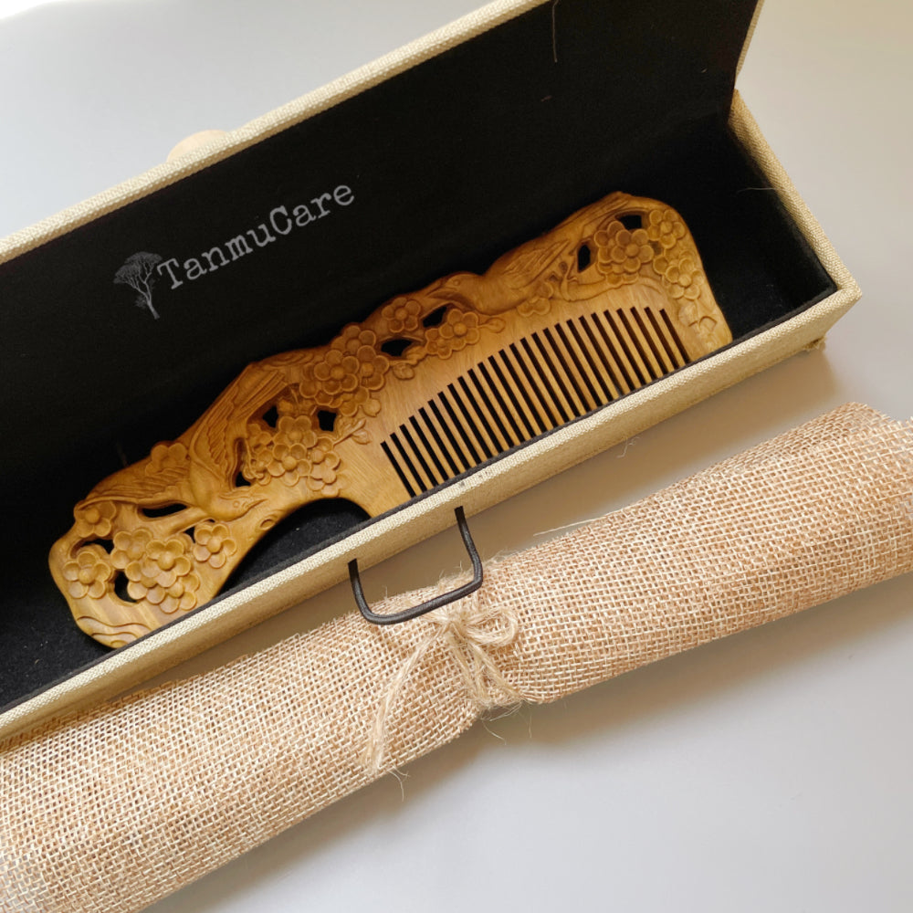 TanmuCare Hand-carved Green Sandalwood Comb -Magpie Pattern hair comb with vintage style package 2