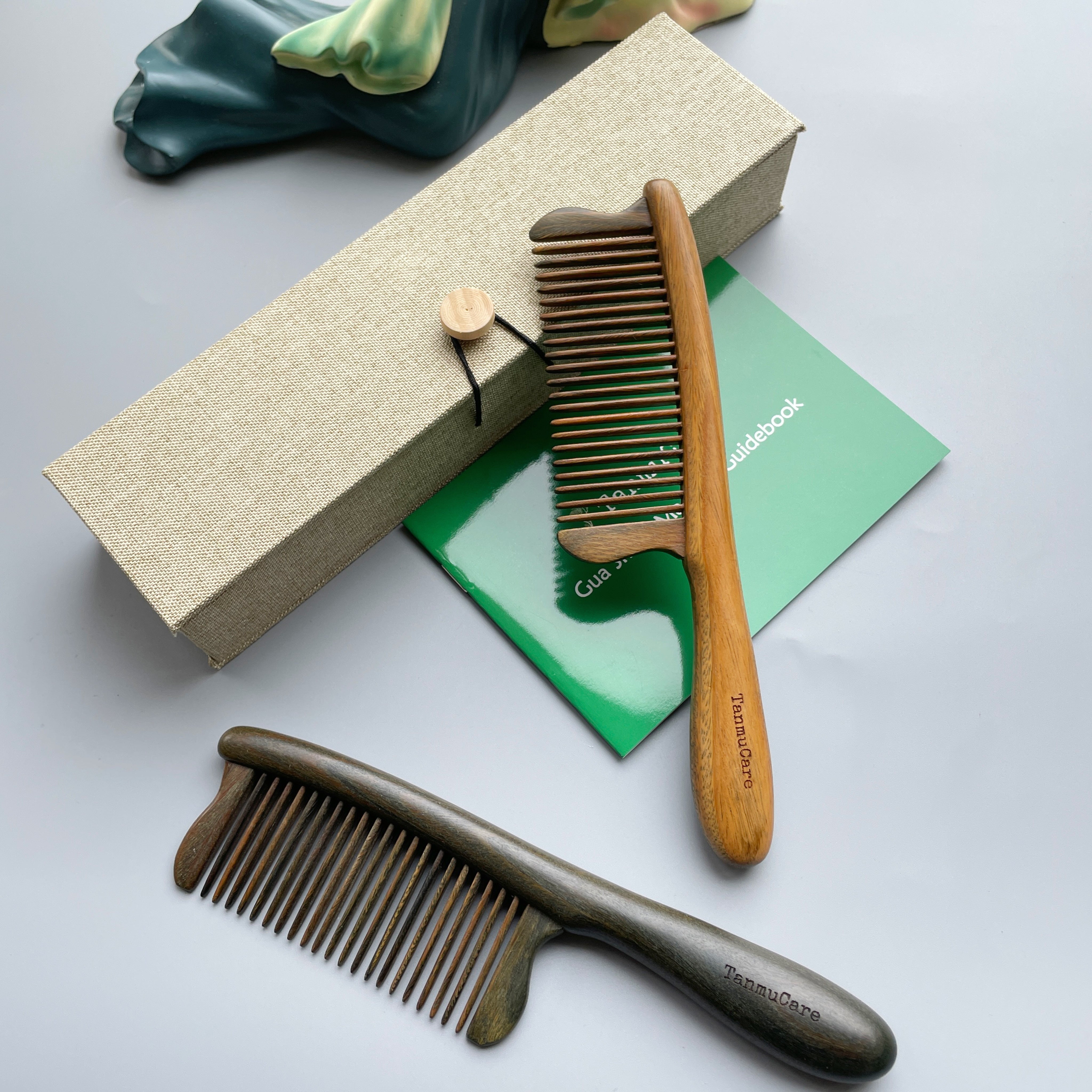 Green Sandalwood Medium-Tooth Hair Comb